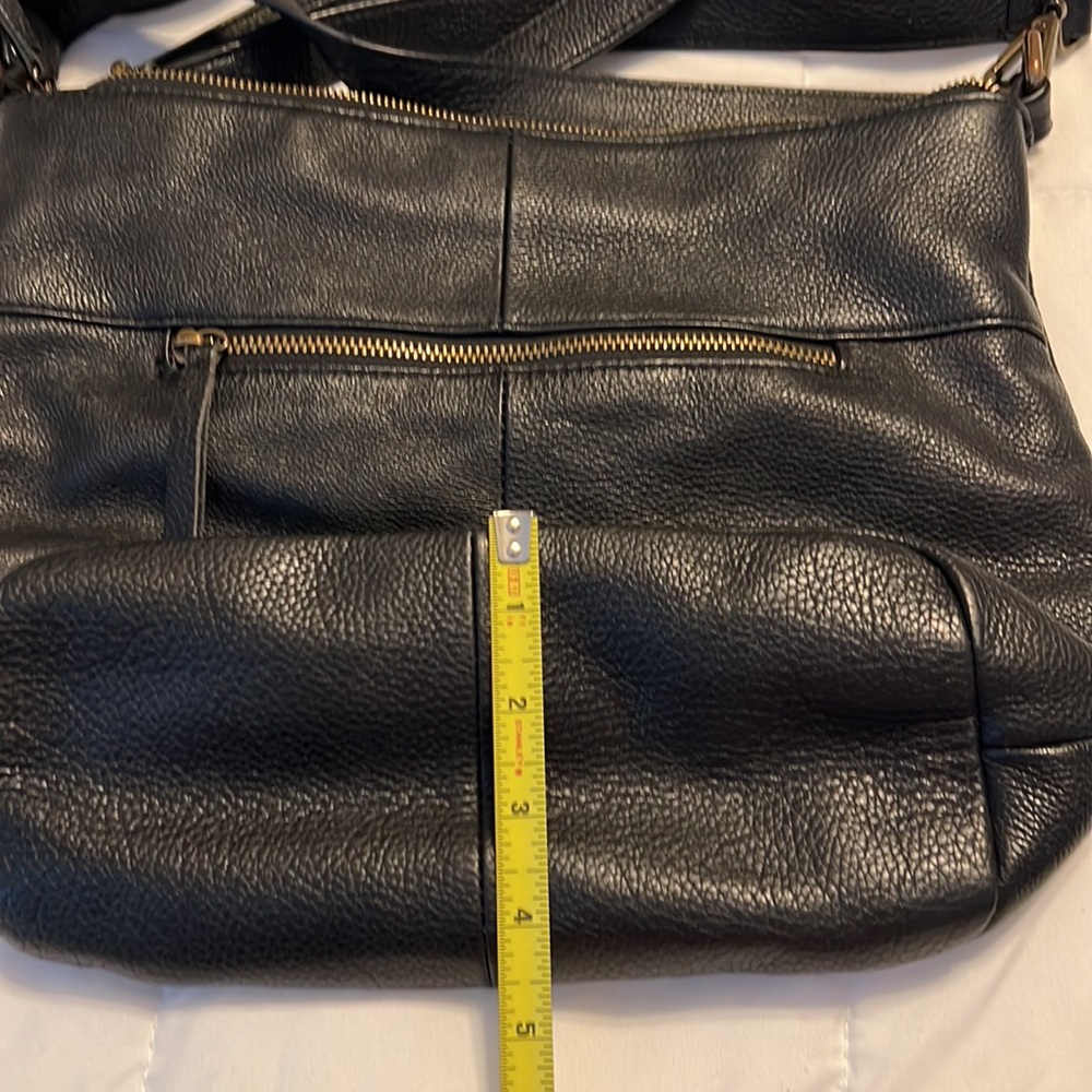Lucky Brand hobo crossbody, black pebble leather - Picture 6 of 12